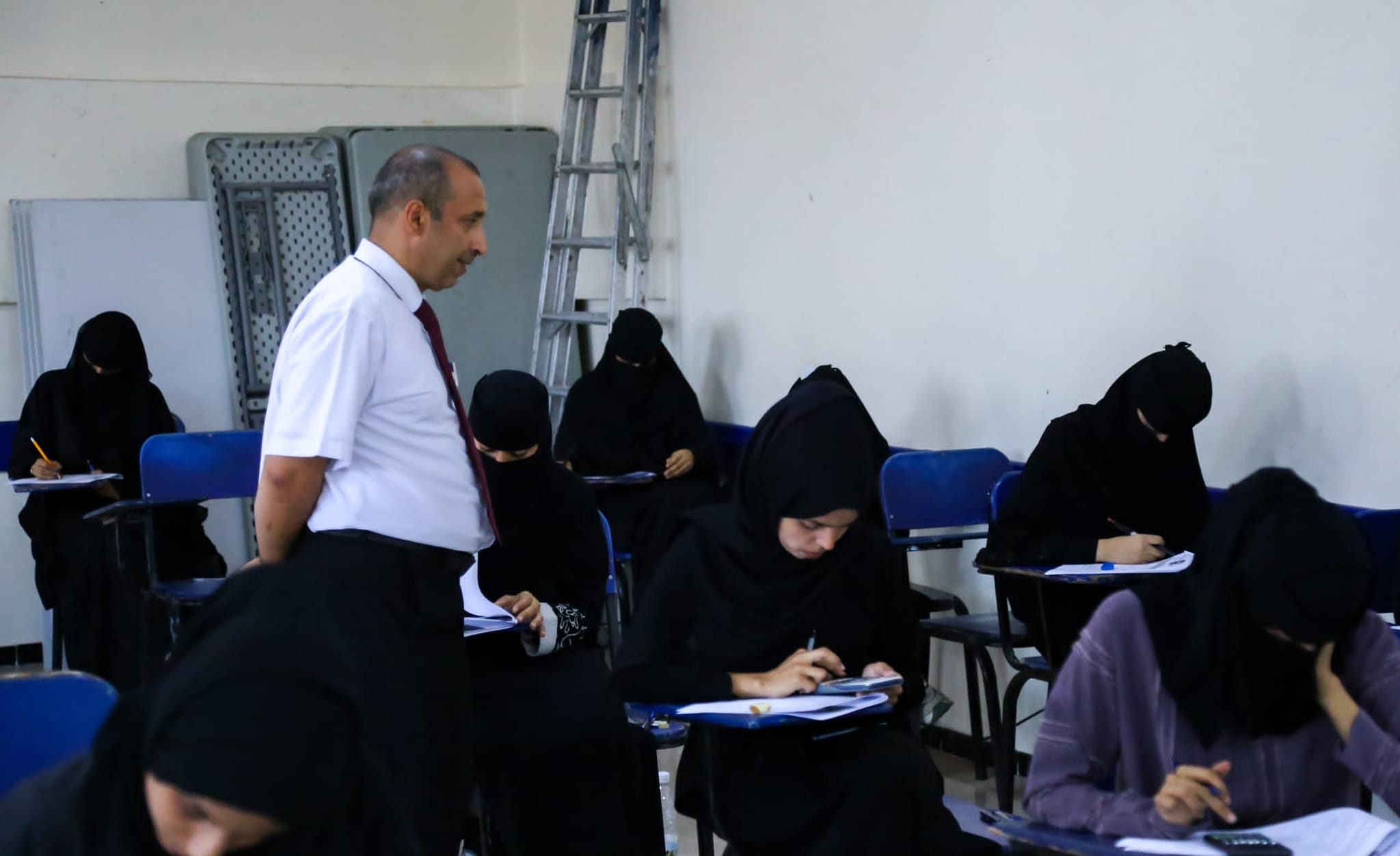 University President Inaugurates the Final Exams of Second Semester 2023 -2024 