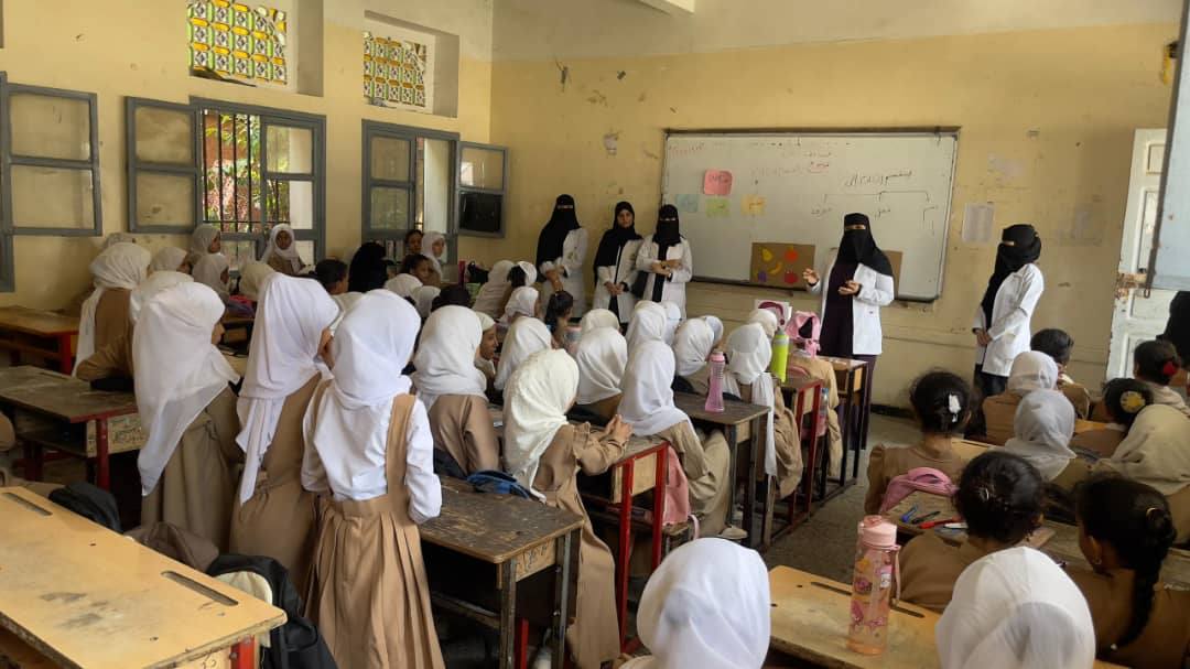 قسم التغذية العلاجية  يطلق حملة توعوية لتعزيز التغذية الصحية في مدارس تعز