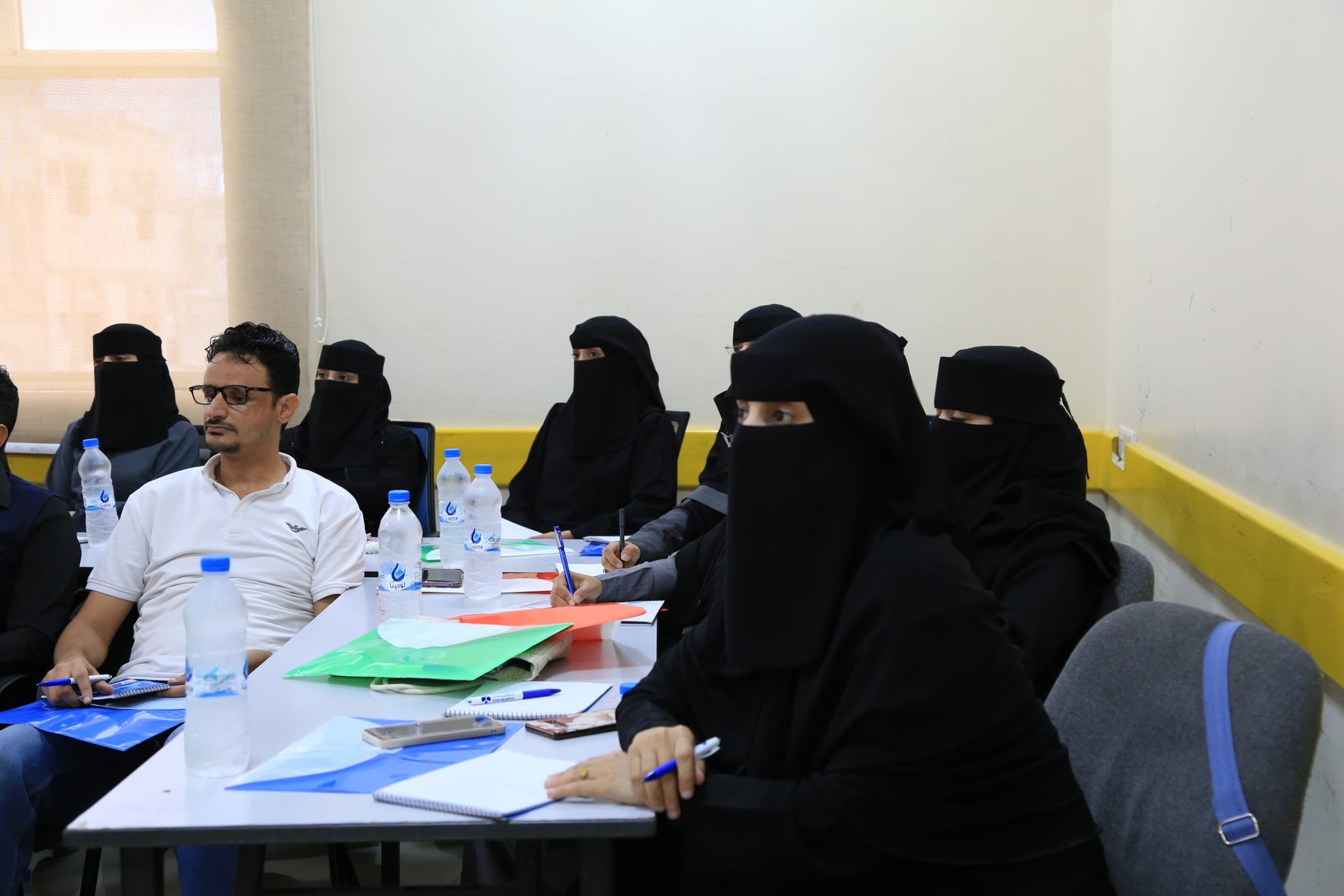 عمادة مركز التطوير الأكاديمي وضمان الجودة تنظم ورشة تعريفية بأداة التصنيف الوطنية للجامعات اليمنية