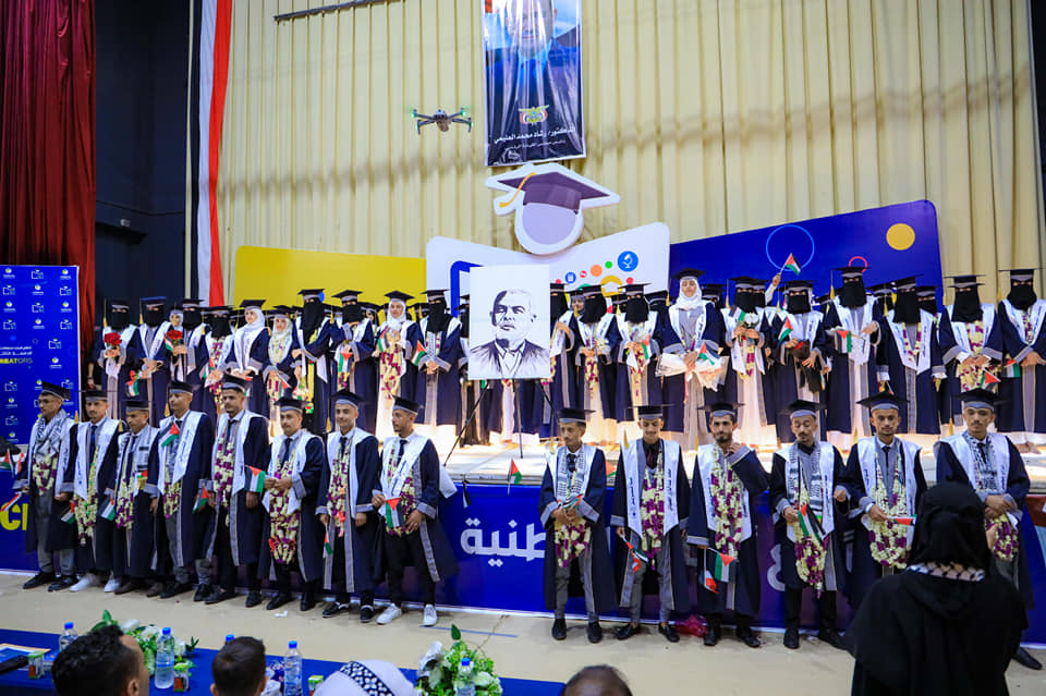 Aljanad University Celebrates Graduation of the Third Batch of the College of Medical Sciences