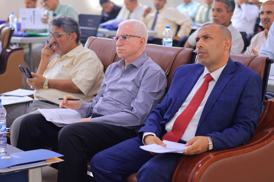 ندوة علمية حول أزمة المياه في تعز وآفاق الاستدامة